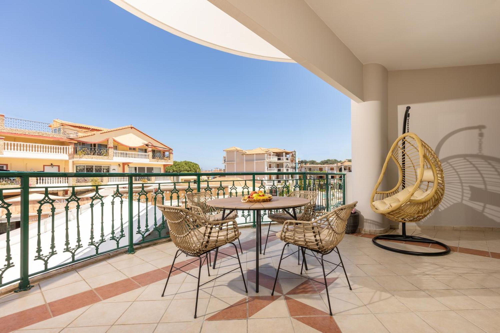 Koukos Loft Aparthotel